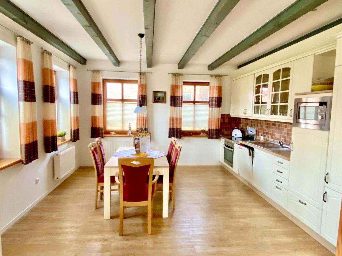Oltmanns Ferienhaus Bummert Am Hafen Greetsiel Buitenkant foto