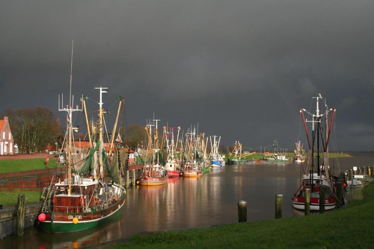 Oltmanns Ferienhaus Bummert Am Hafen Greetsiel Buitenkant foto